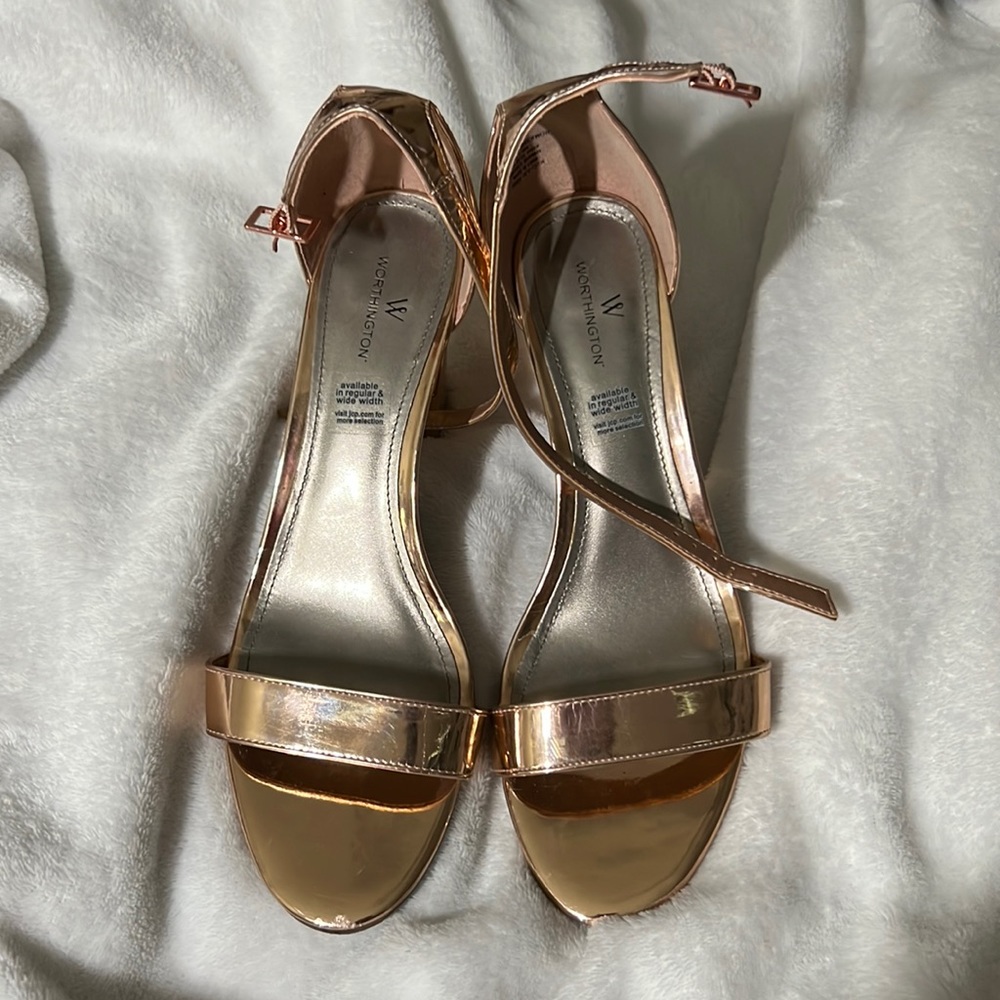 Worthinhton Metallic Heels